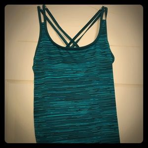 Champion tank with shelf bra